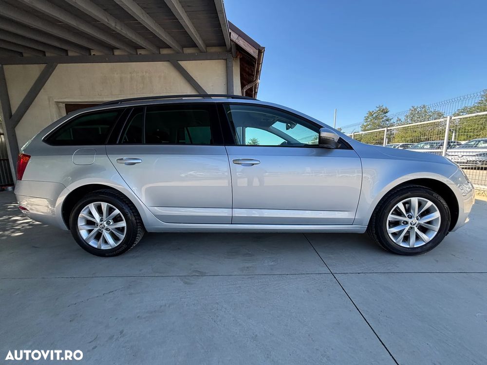 Skoda Octavia Combi 1.5 TSI Ambition - 11