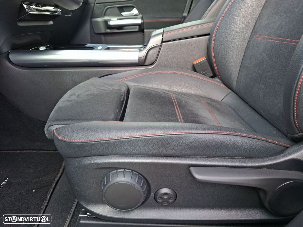 Mercedes-Benz GLA 180 d AMG Line - 15