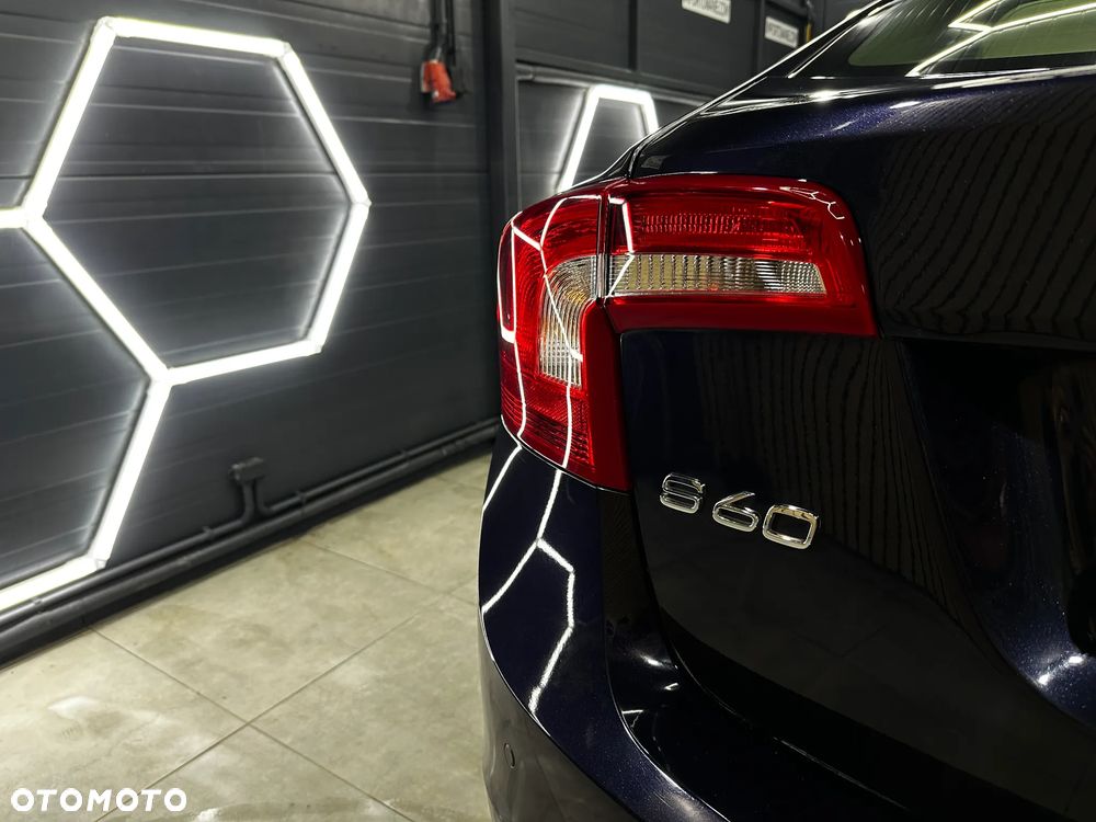 Volvo S60 2.5 T5 AWD - 12