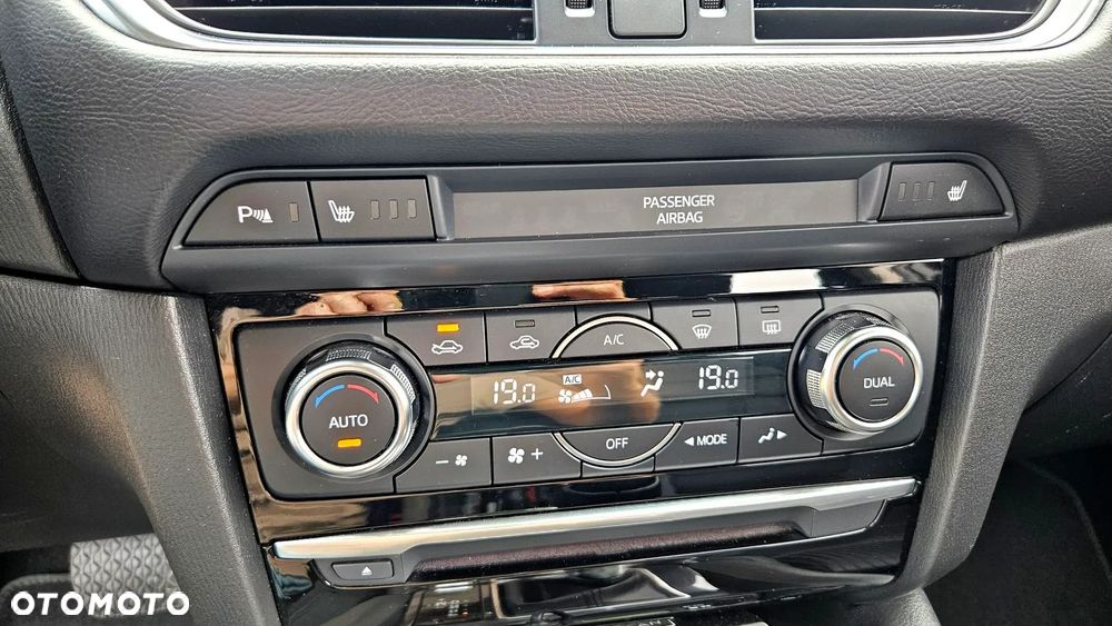 Mazda 6 - 8