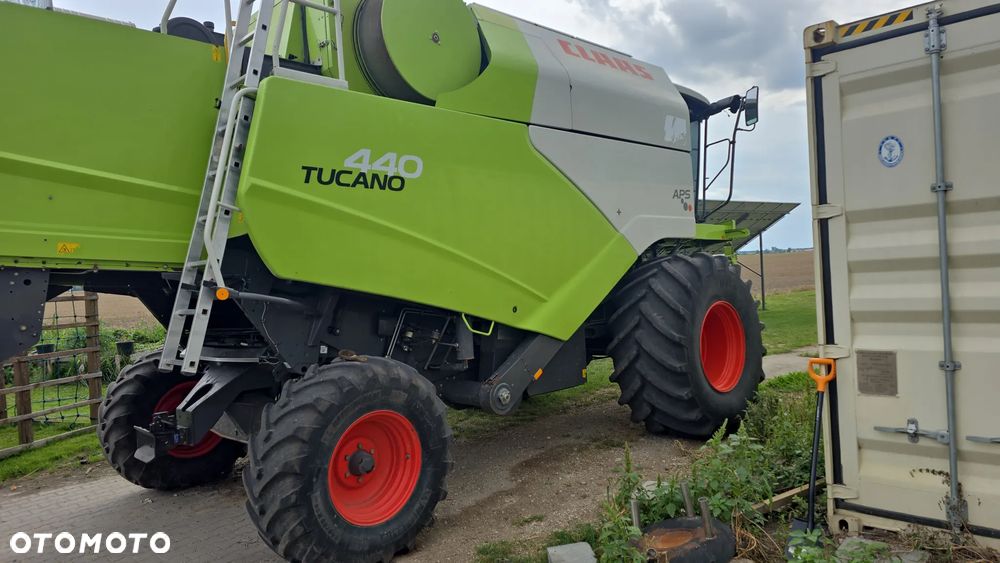 Claas Tucano 440 - 9