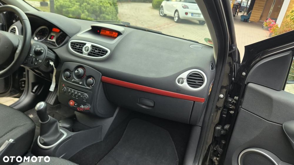 Renault Clio 1.2 16V TCE S - 14
