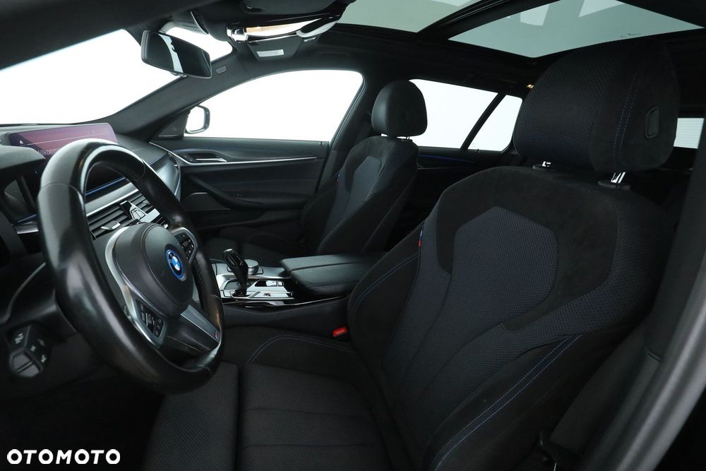 BMW Seria 5 - 26