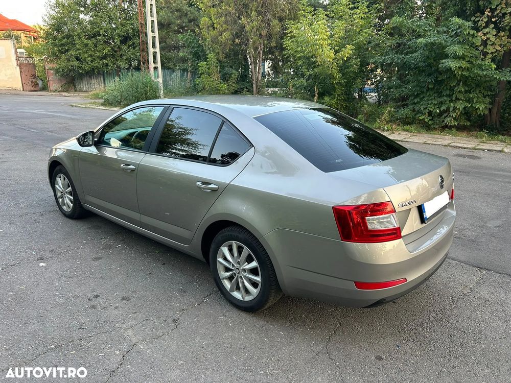 Skoda Octavia - 10