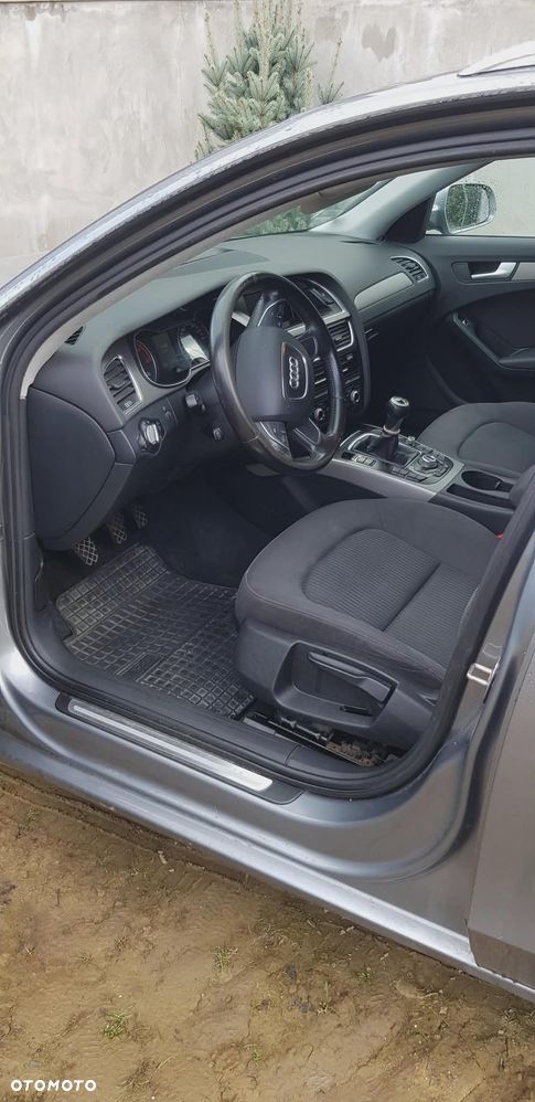 Audi A4 Avant 2.0 TDI DPF Attraction - 5