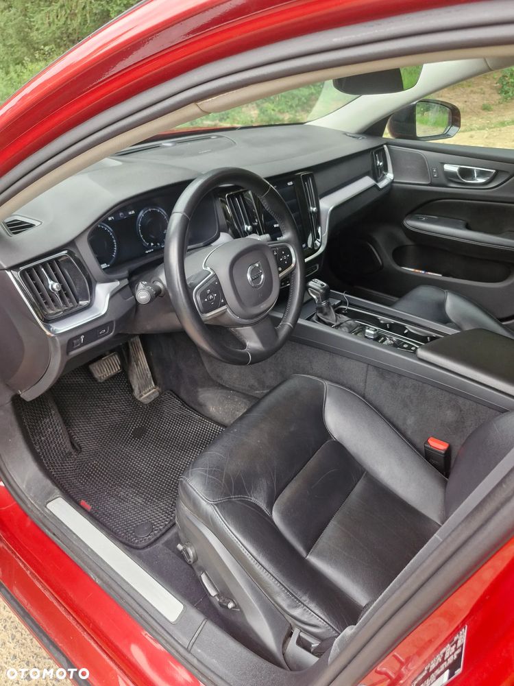 Volvo S60 T6 AWD Momentum Pro - 20