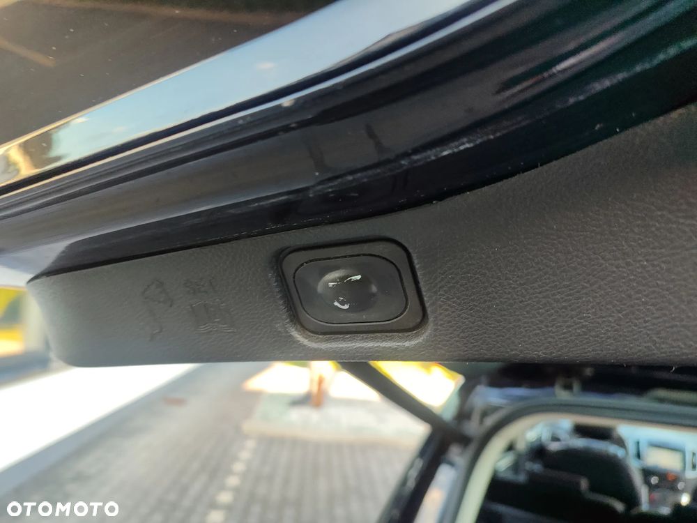 Ford Galaxy 2.0 EcoBlue Titanium - 23