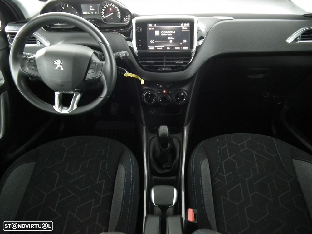 Peugeot 2008 1.6 BlueHDi Style - 20