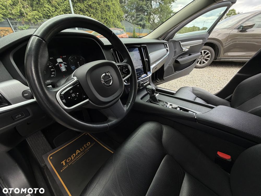 Volvo V90 D3 Geartronic Momentum Pro - 18