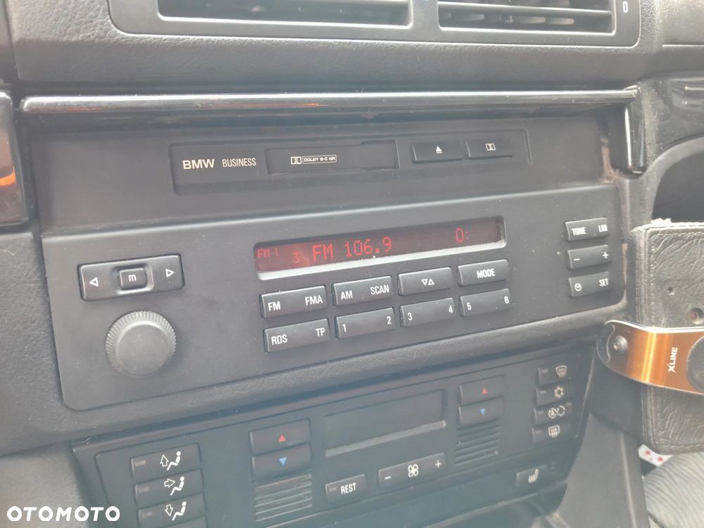 Radioodtwarzacz BMW 5 95-00r. E39 Business - 2