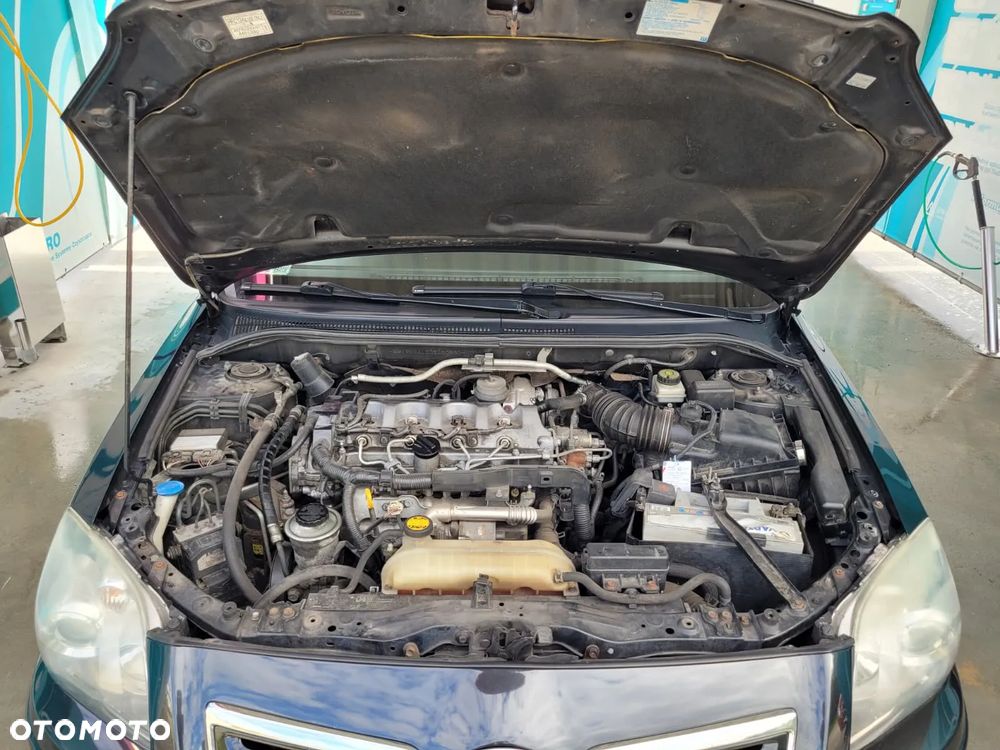Toyota Avensis 2.0 D-4D Sol - 13