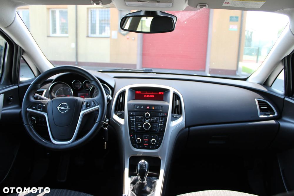 Opel Astra - 24
