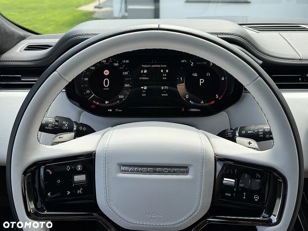 Land Rover Range Rover Sport - 30