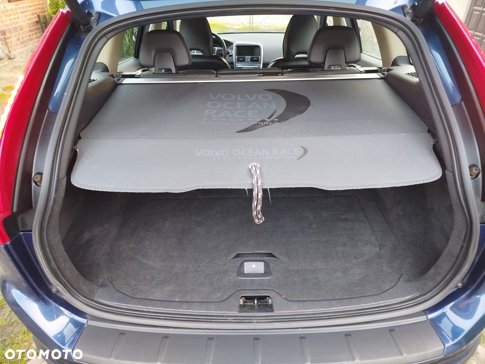 Volvo XC 60 - 32
