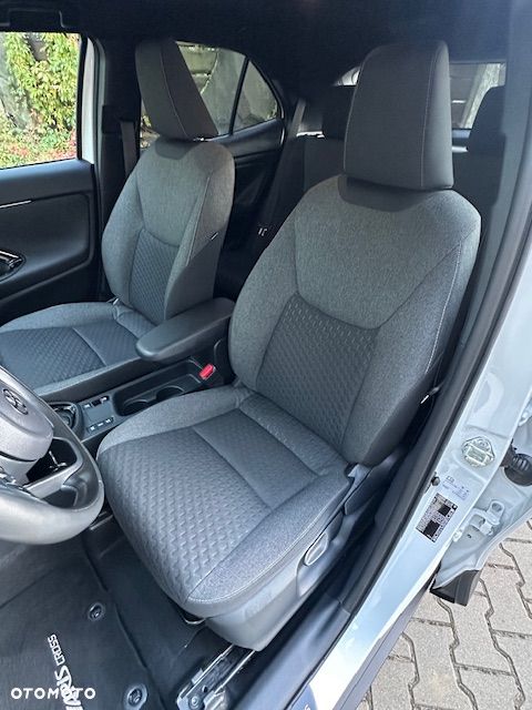 Toyota Yaris Cross 130 1.5 VVT-i Black&White - 36