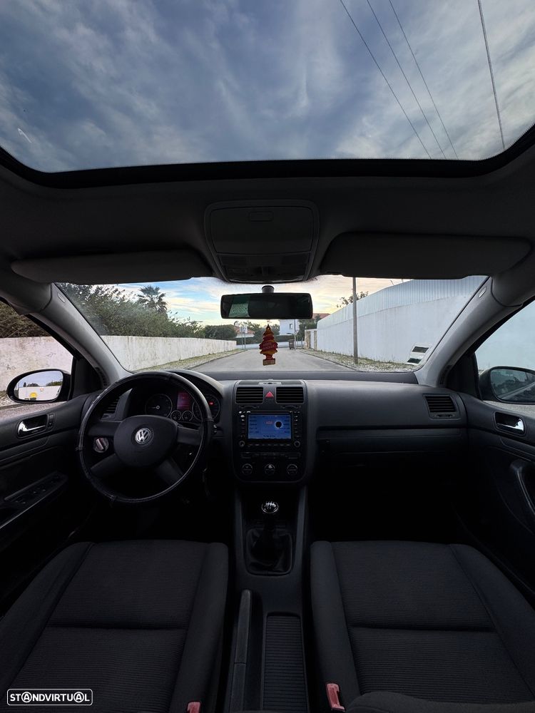 VW Golf 1.9 TDi Highline - 14