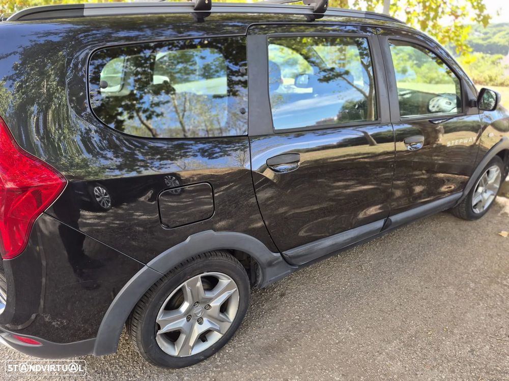 Dacia Lodgy 1.5 Blue dCi Stepway 7L - 5