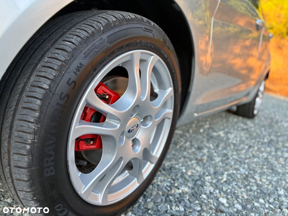 Ford Fiesta 1.0 EcoBoost Titanium - 12