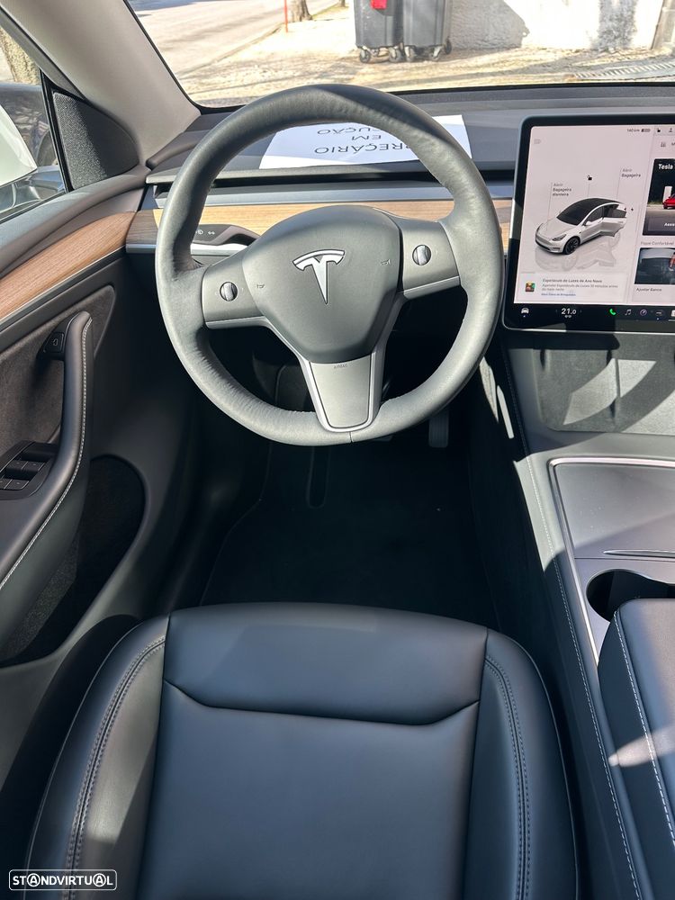 Tesla Model Y Long Range Tração Integral - 14
