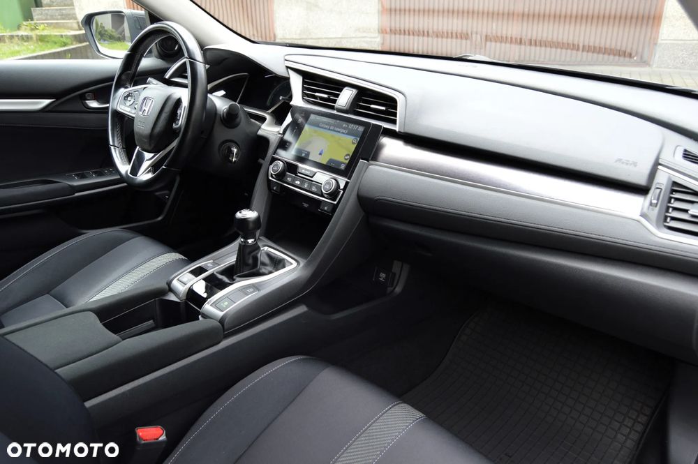Honda Civic 1.5 T Elegance - 12