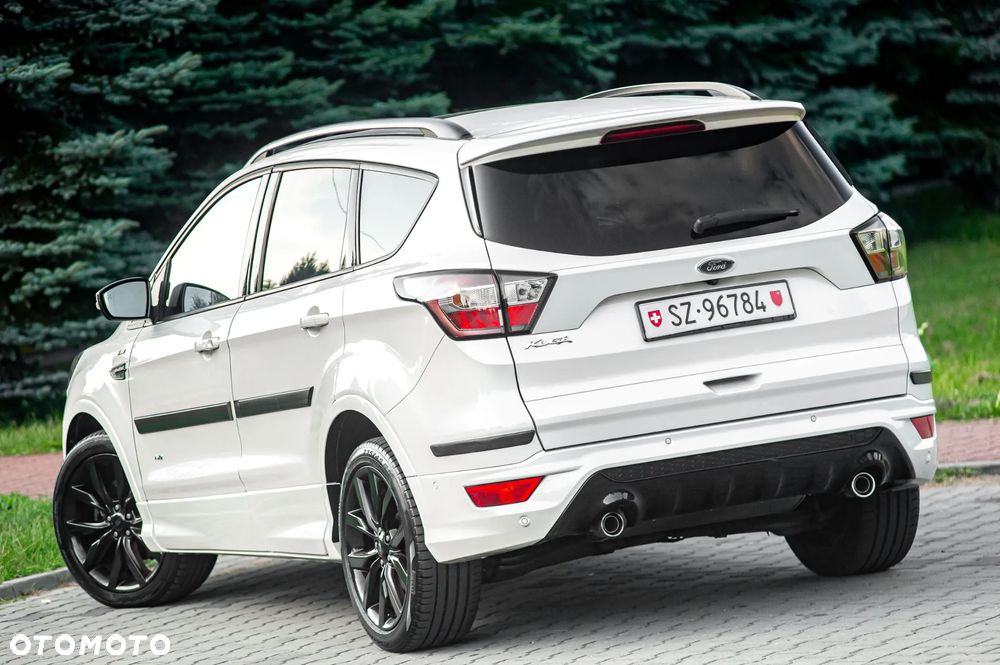 Ford Kuga 2.0 TDCi AWD ST-Line - 11