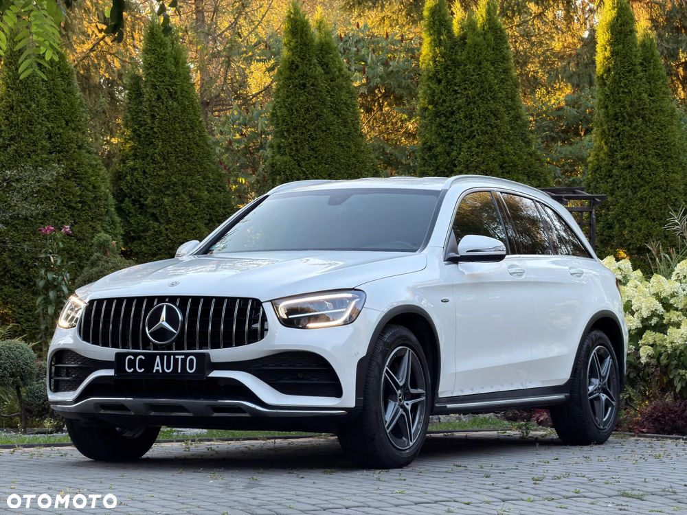 Mercedes-Benz GLC 250 4Matic 9G-TRONIC AMG Line - 10