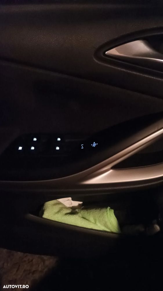 Opel Astra Sport Tourer 1.5 Start/Stop Elegance - 10