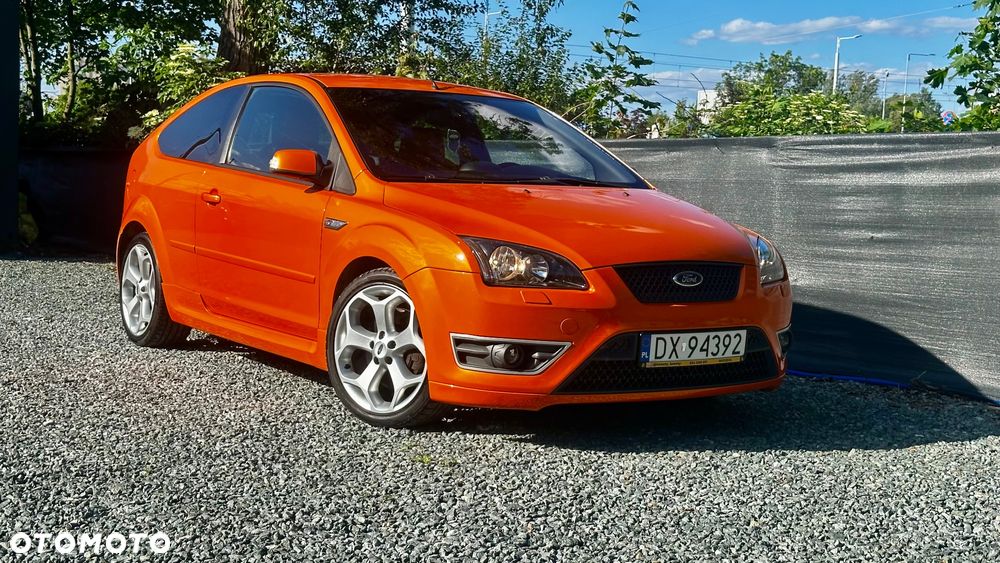 Ford Focus 2.5 ST - 13