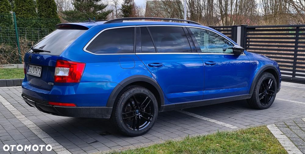 Skoda Octavia Scout 2.0 TDI 4x4 - 10