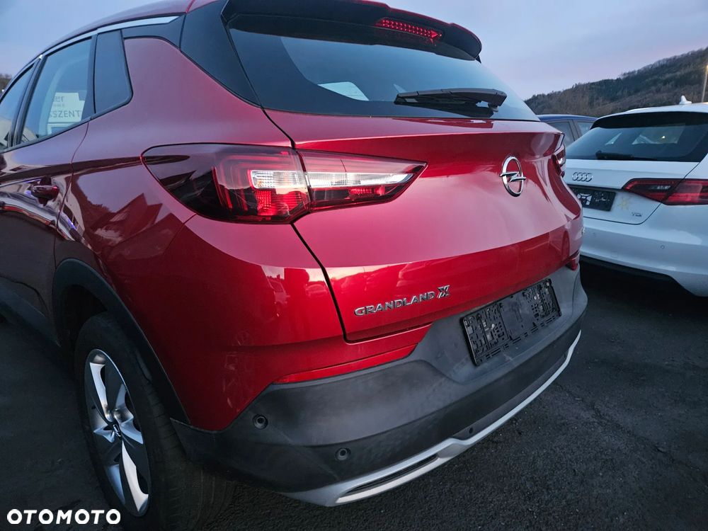 Opel Grandland X 1.2 Start/Stop Business Elegance - 10