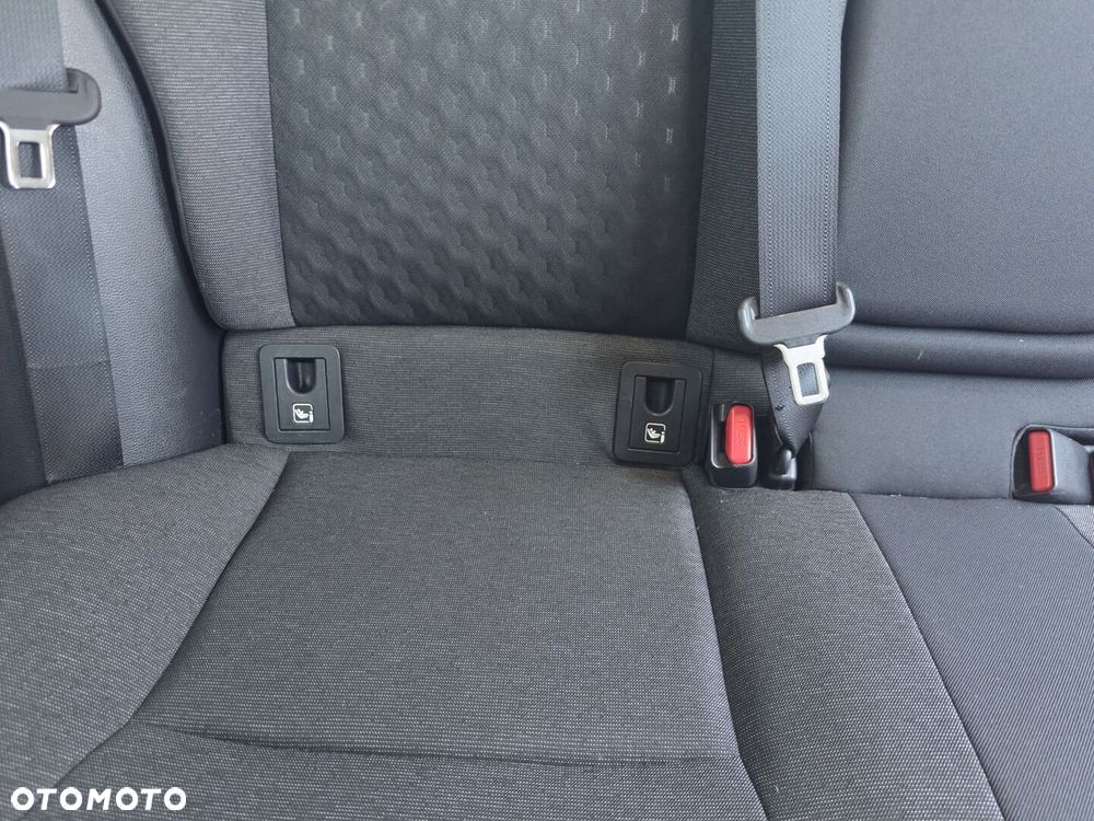 Toyota Corolla 1.8 Hybrid Style - 23