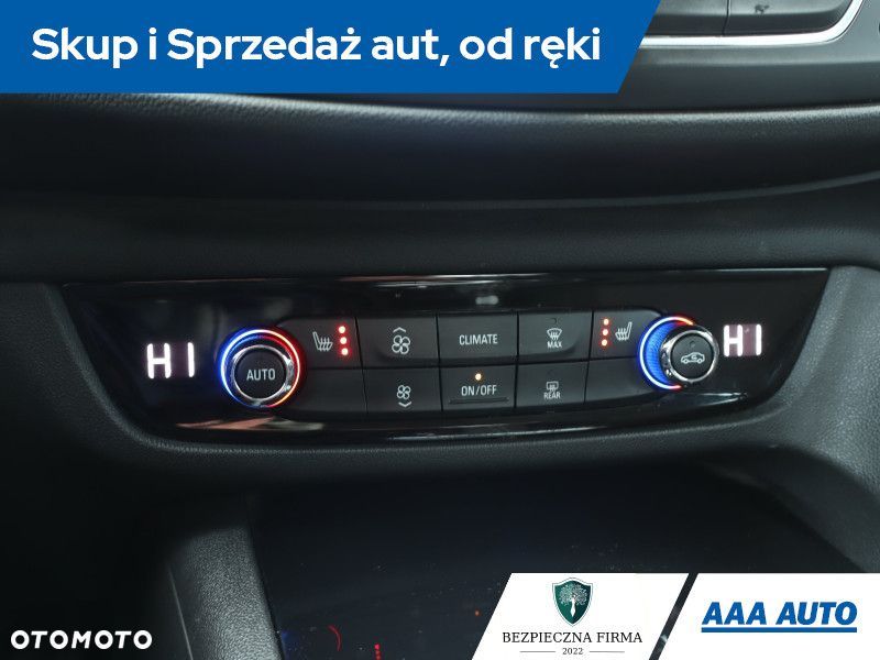 Opel Insignia - 15