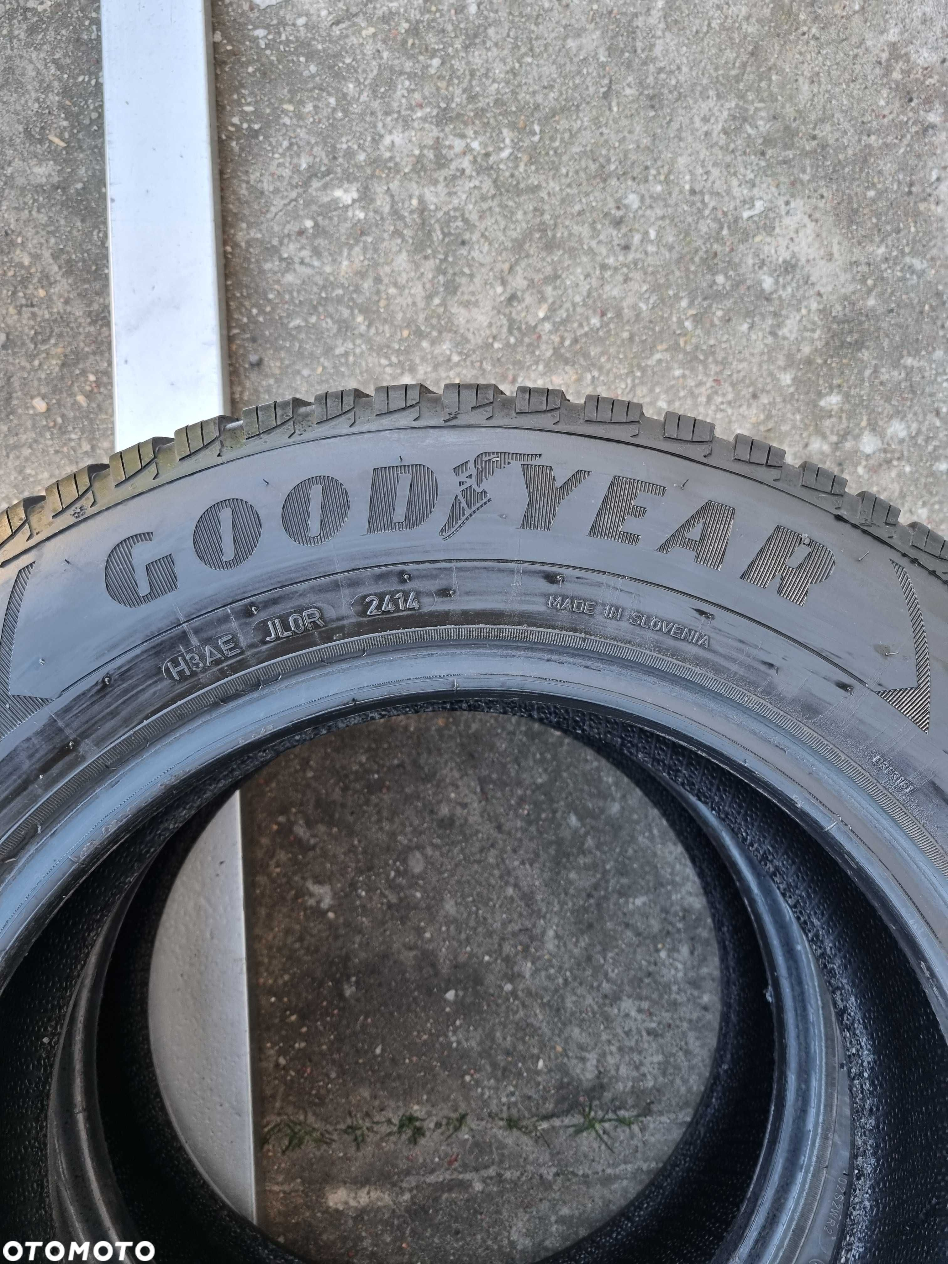 Opony zimowe GOODYEAR UltraGrip 9 195/65 R15 91T KOMPLET P360 - 5
