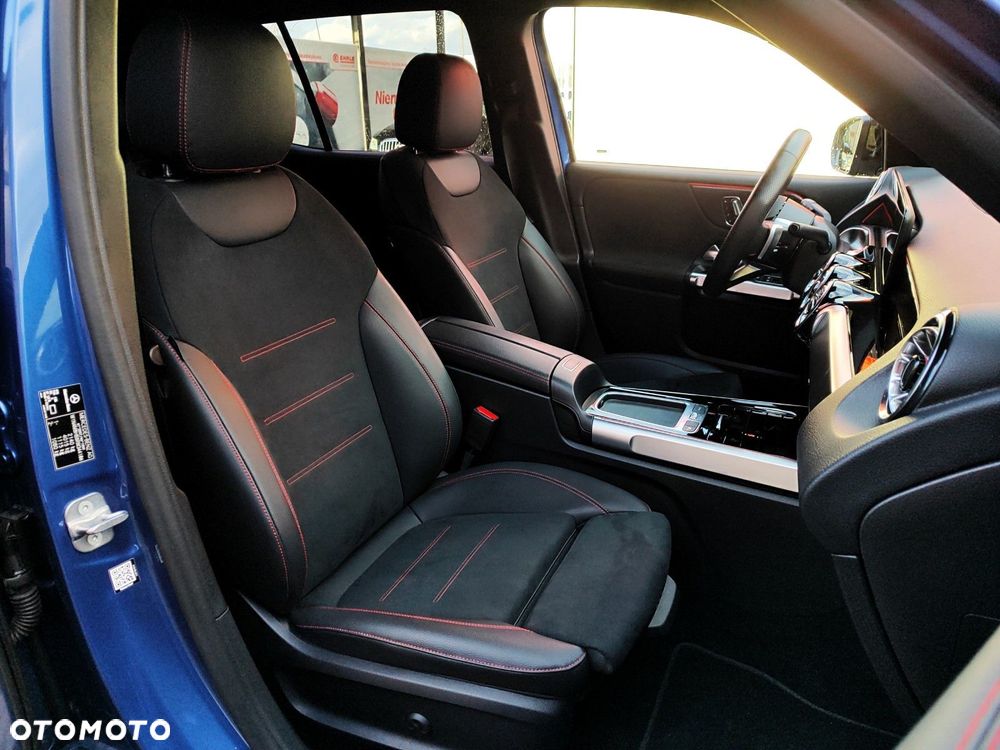 Mercedes-Benz GLB 200 AMG Line 7G-DCT - 12