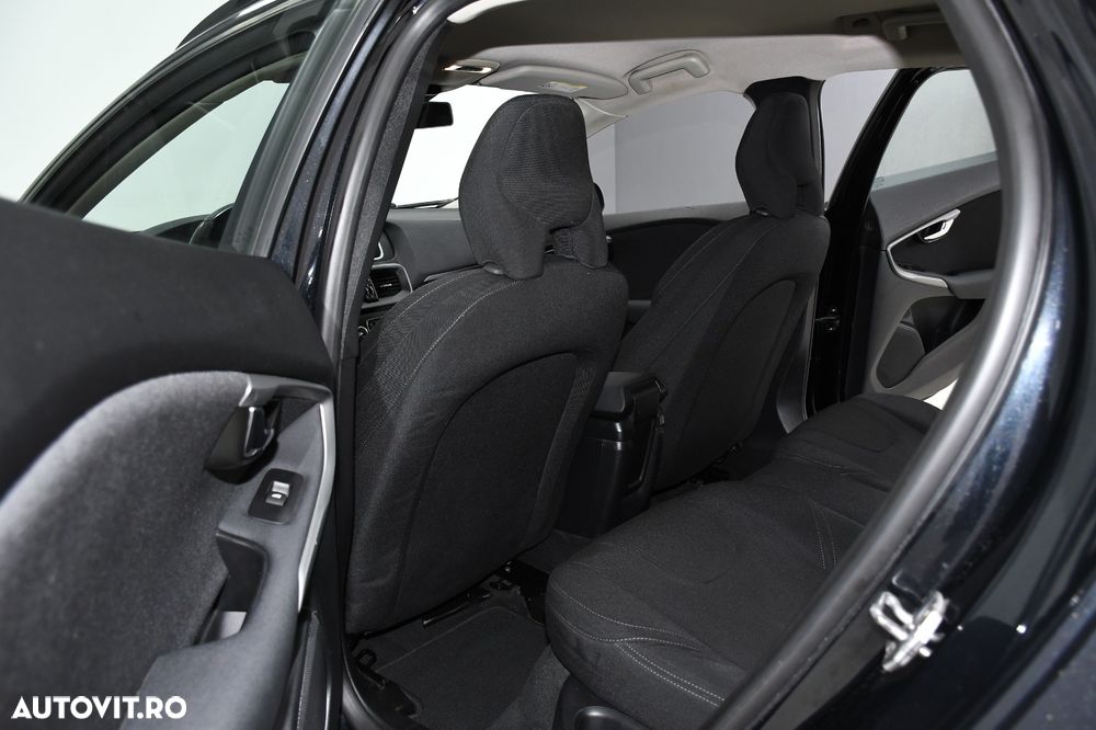Volvo V40 - 12