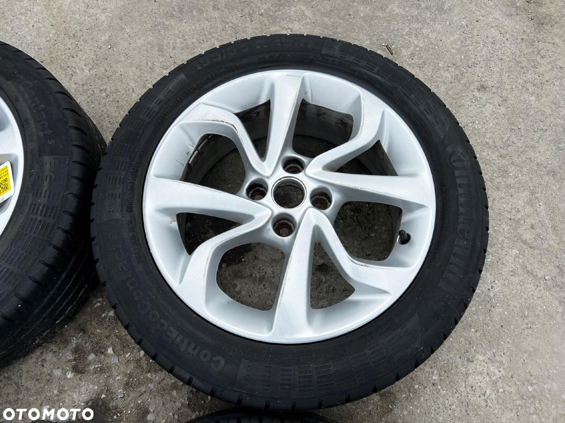 KOŁA FELGI OPONY LETNIE OPEL CORSA D E 195/55 R16 - 6