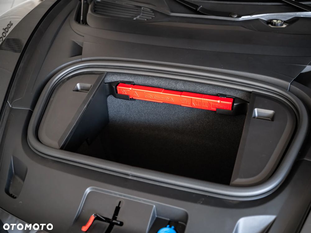 Porsche Taycan 105kWh 4 - 23