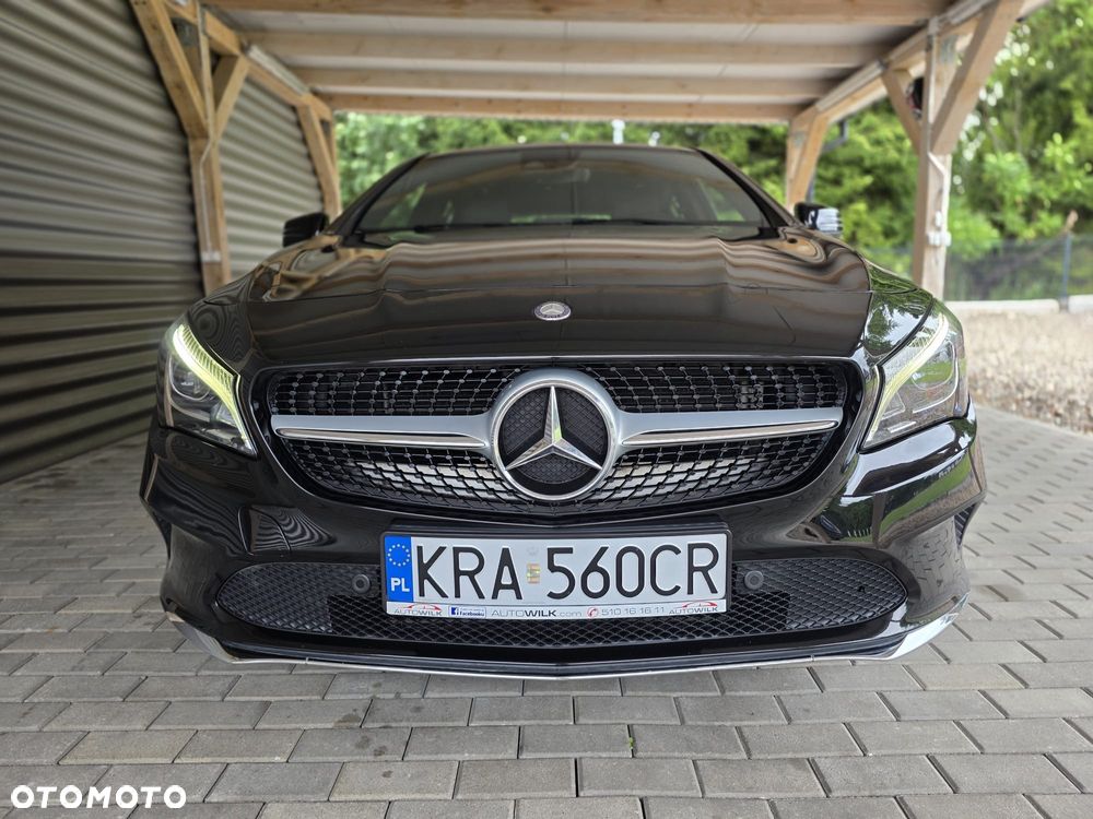 Mercedes-Benz CLA 200 - 1