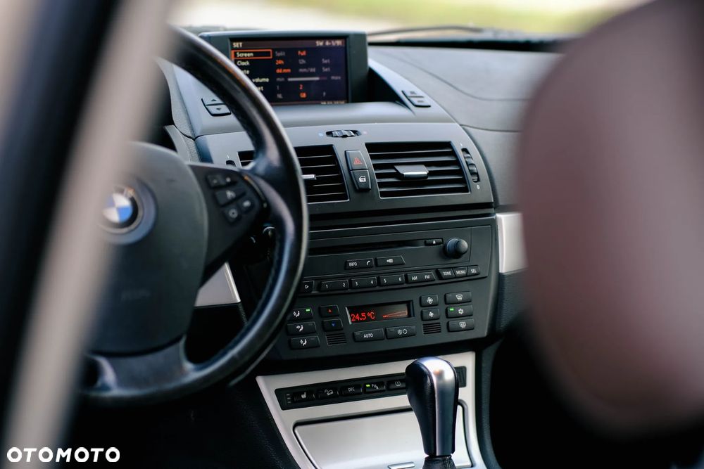 BMW X3 xDrive25i Edition Exclusive - 24