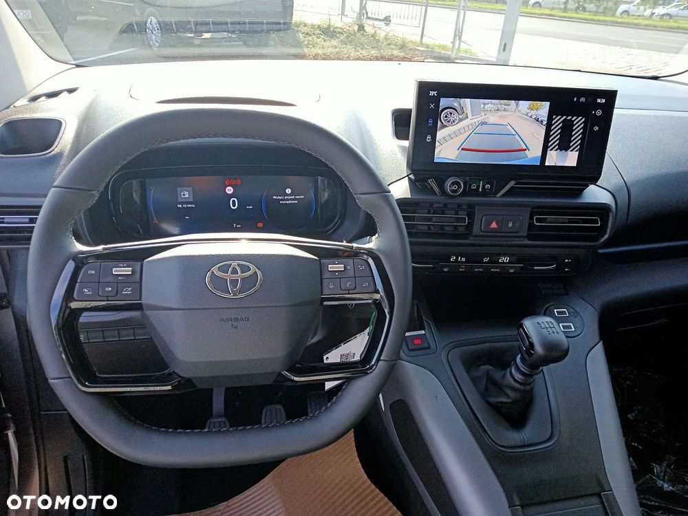 Toyota Proace City Verso 1.5 D-4D Family - 13