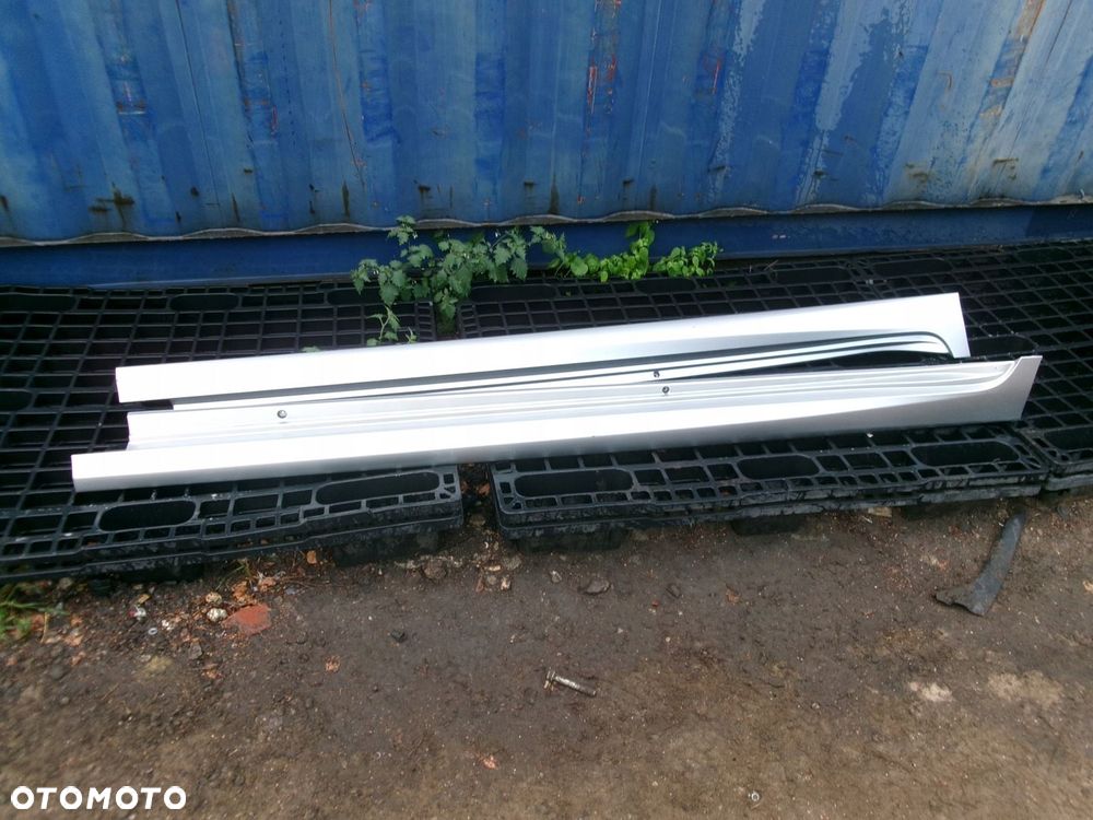 Toyota Camry Progi nakładki progowe listwa - 1