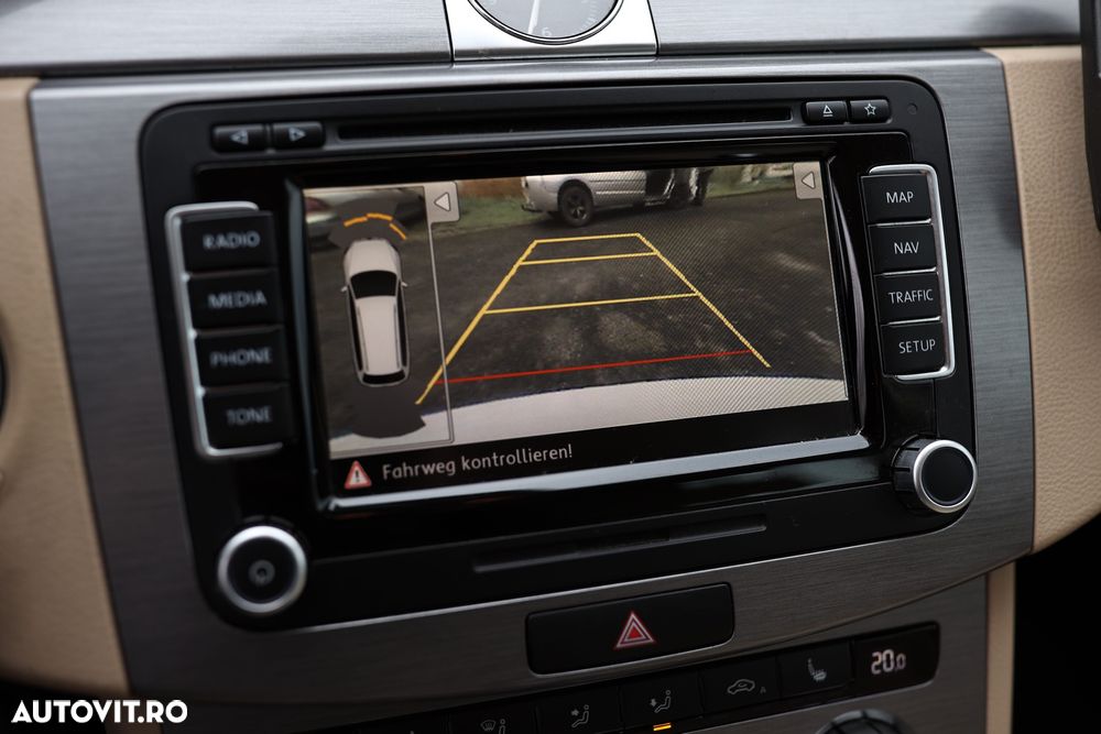 Volkswagen Passat 2.0 TDI DSG BlueMotion Technology Highline - 14