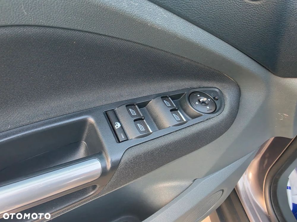 Ford Grand C-MAX 1.6 Titanium - 29