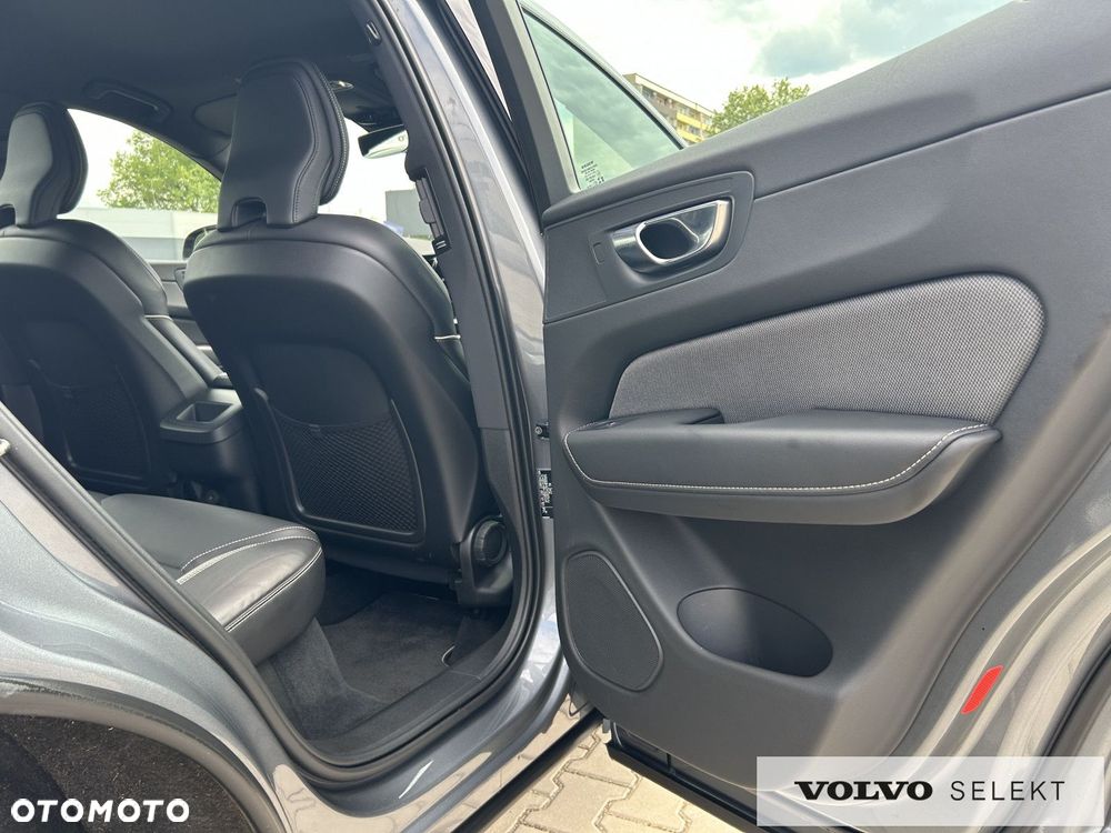 Volvo XC 60 - 22