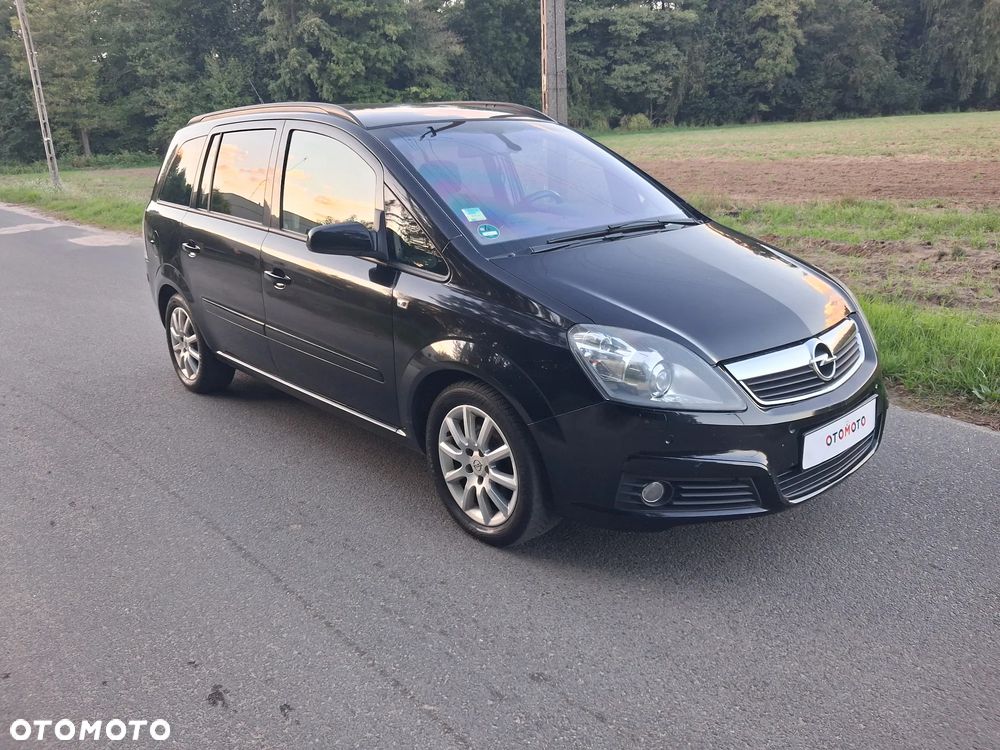 Opel Zafira 2006 photo 2
