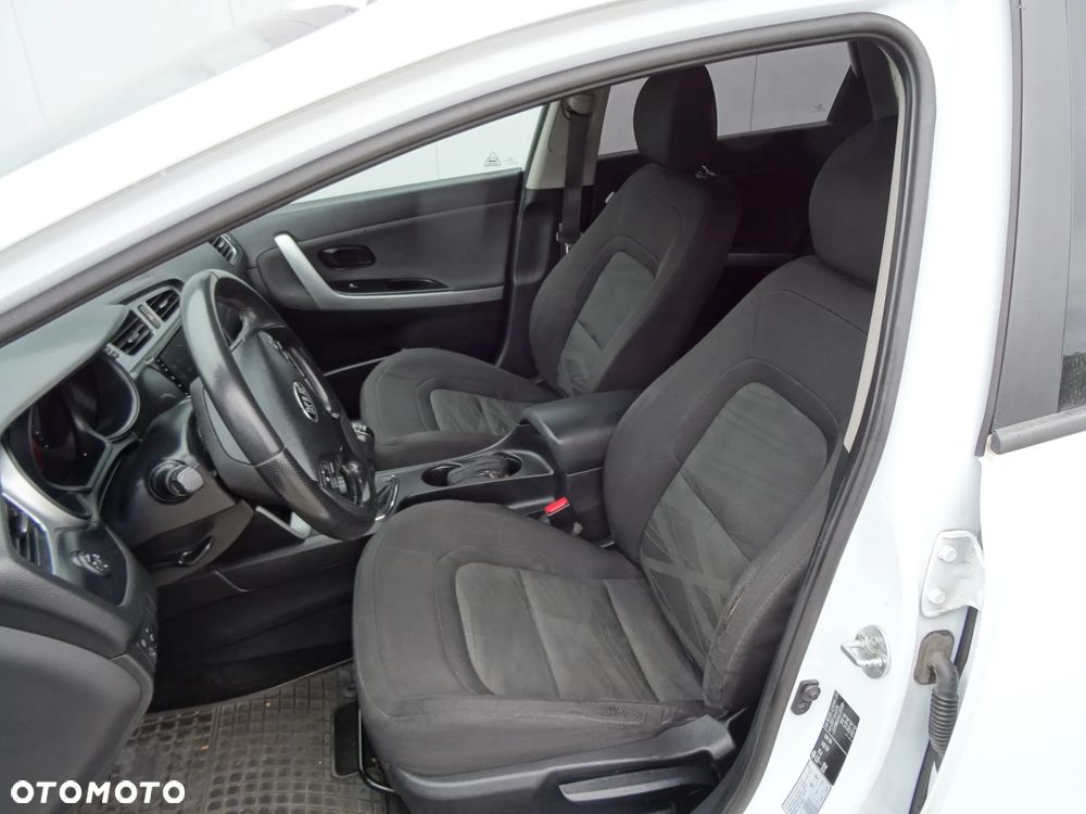 Kia Ceed 1.4 CRDi 90 Vision - 6