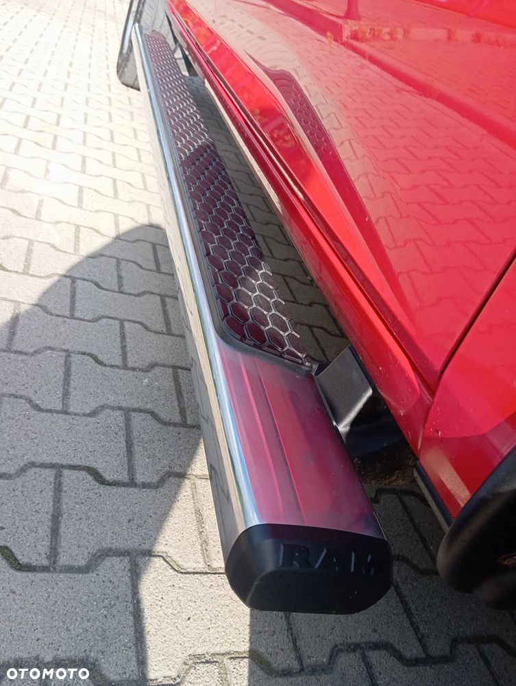 Dodge RAM 1500 5.7 4x4 - 12