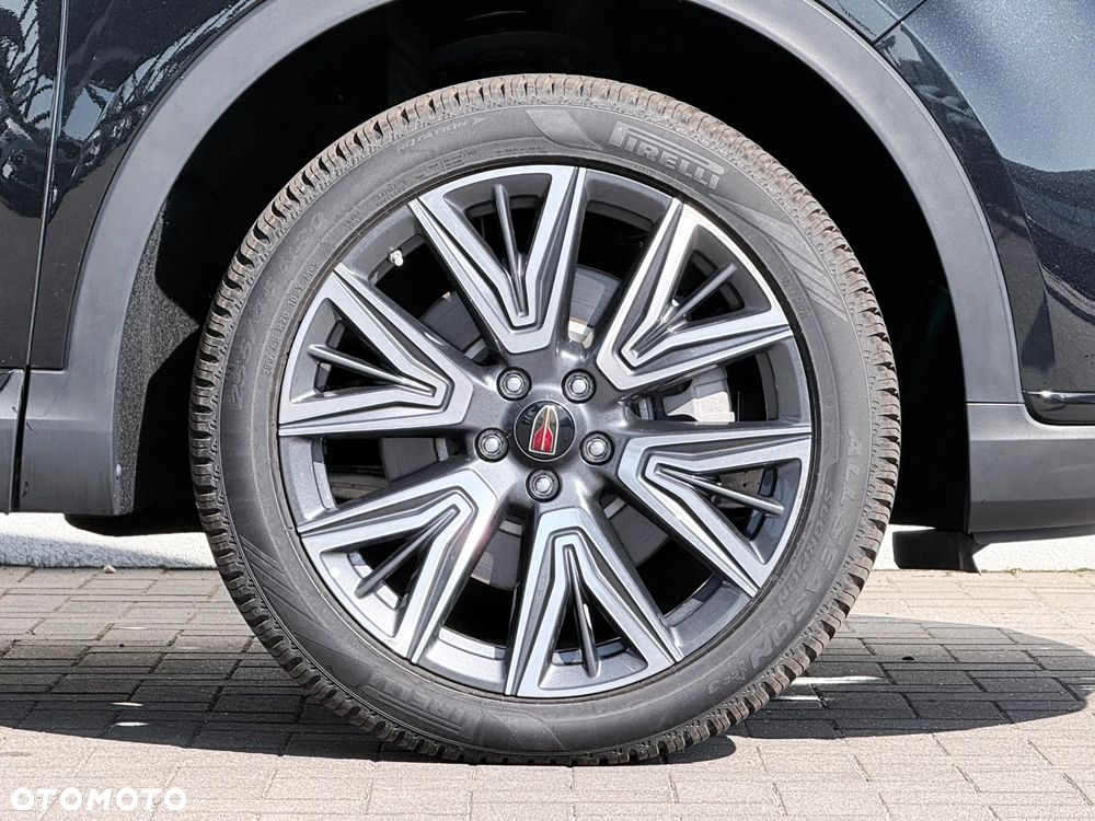 Hongqi HS5 - 6