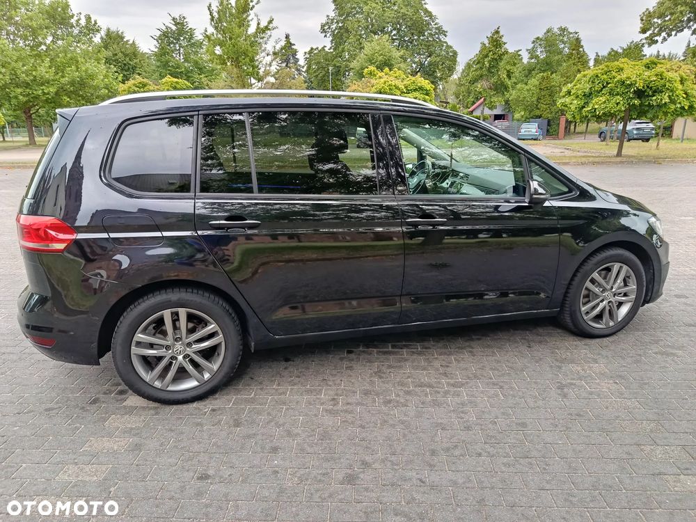 Volkswagen Touran 2.0 TDI SCR (BlueMotion Technology) DSG SOUND - 14