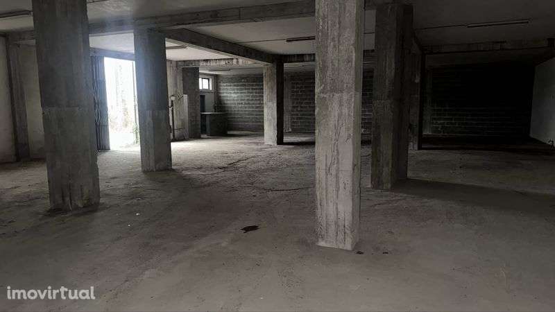 Armazem 369m2 Braga-Lago - Grande imagem: 2/10